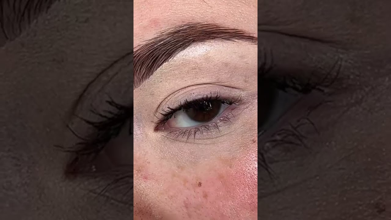 Does Hello Lashes Work?