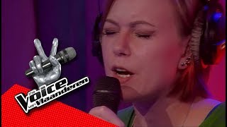 Kalina zingt 'Gimme Gimme Gimme' | Q-Live Sessie | The Voice van Vlaanderen | VTM Resimi