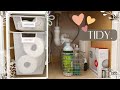 Clover Clips &amp; A Tiny Little Bathroom Tidy