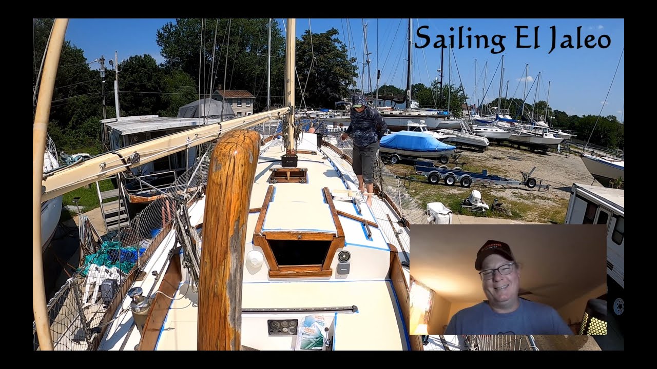 ⁣S05E39 - Deck Resurfacing with Total Boat Total Tread