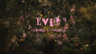 EVIL || Melanie Martinez || Lyrics Resimi