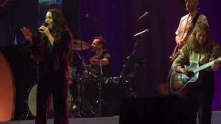 Download Lagu M2M - Everything You Do (Live) @ The Better Endings Tour in Manila Day 2 Concert MP3 Download Lagu M2M - Everything You Do (Live) @ The Better Endings Tour in Manila Day 2 Concert MP3