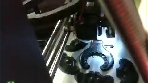 Print run of new glass clips and a Cii cooler for Wanhao Duplicator i3 V2.1