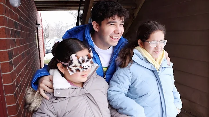 MY SISTERS FIRST TIME SEEING SNOW!!