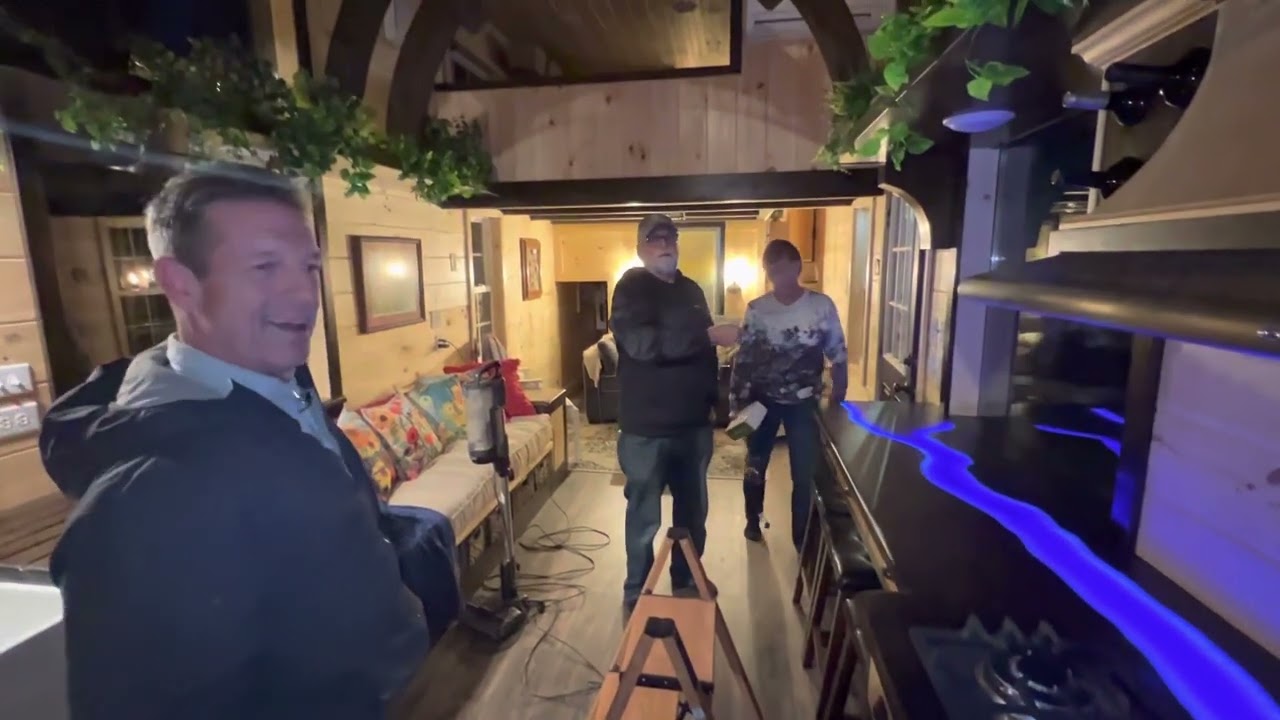 10x40 not so tiny home tour that almost didn’t make it!!!