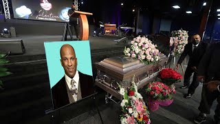 Donnie McClurkin Left Fans Into Tears & Devastating, He Died Suddenly and Tragically.