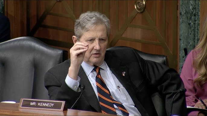 Kennedy questions Michael Barr of Federal Reserve in Banking hearing