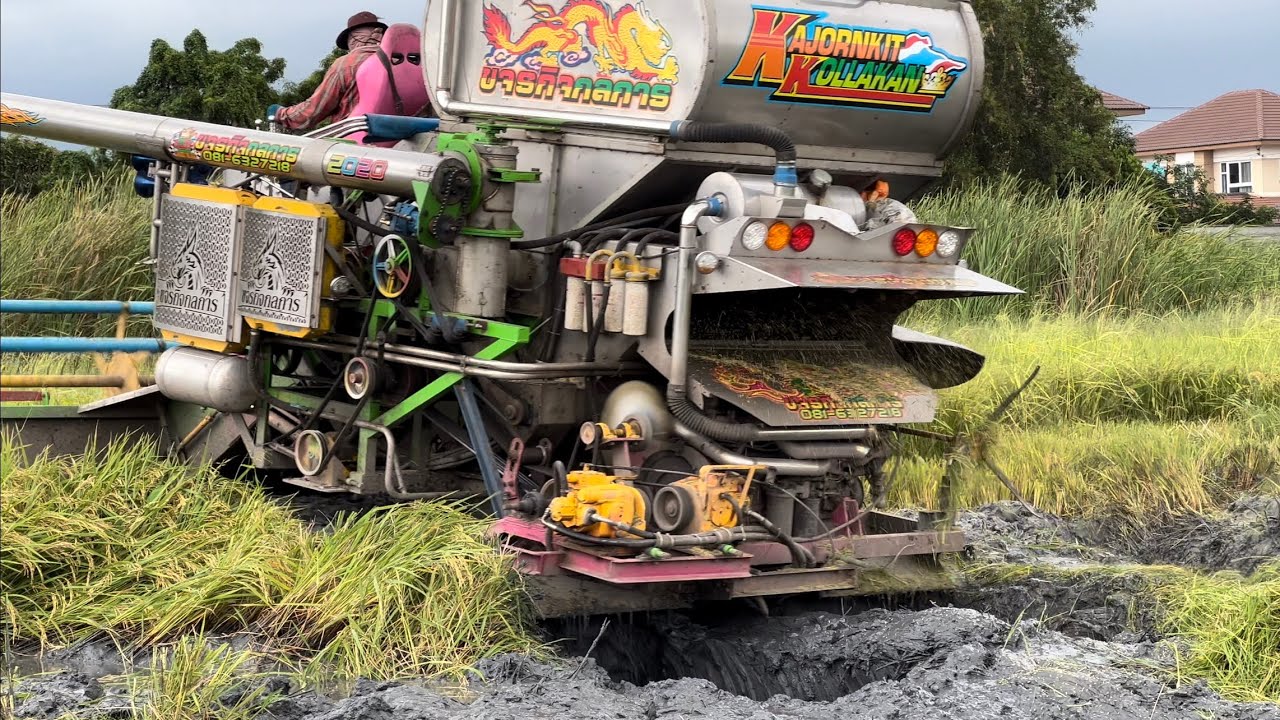 ลุยหล่มมันๆ พลัง P11  เสียงลั่นทุ่ง ภาค 2  คนขับบอก เกี่ยวไม่ถูกเลย หลุมเยอะจัด