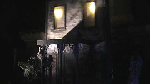 HAUNTEDPROPS.COM  GHOST HOUSE FACADE