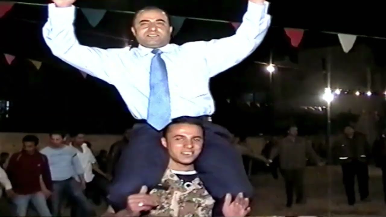 حفل زفاف محمد المومني عجلون صخره 4/5/2006 مع الفنان موسى الحاري وعازف المجوز ابو يوسف المومني 