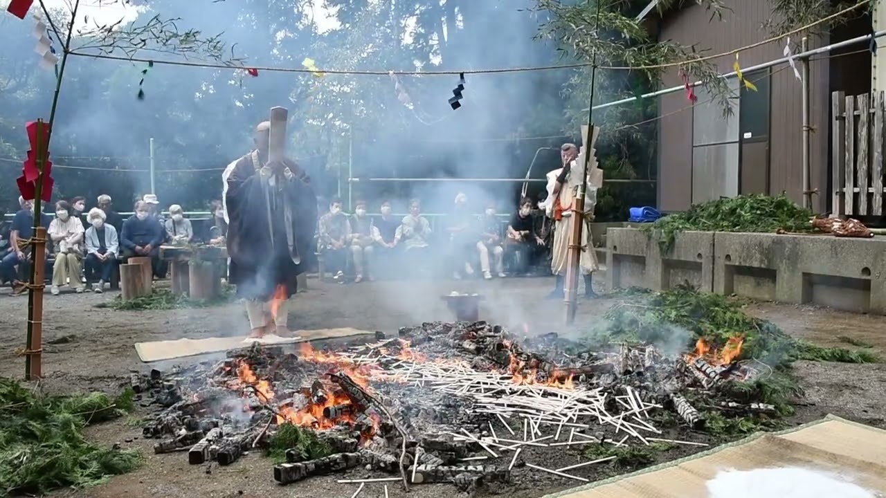 鴨川の浪切寺で火渡り修行