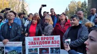 В Житомире отчаявшиеся жители Проспекта Независимости выступают против строительства АЗС