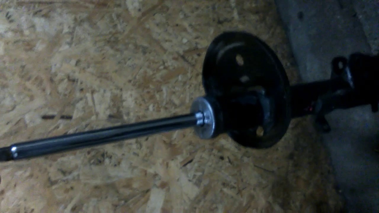 Убитая в хлам стойка 1993 года от Тойота Левин - YouTube