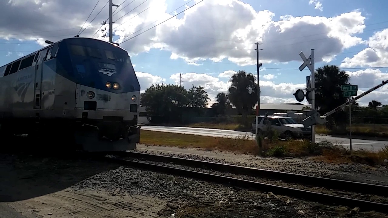 Amtrak Black Friday at Winter Haven Viewliner 8400 Indianapolis Diner
