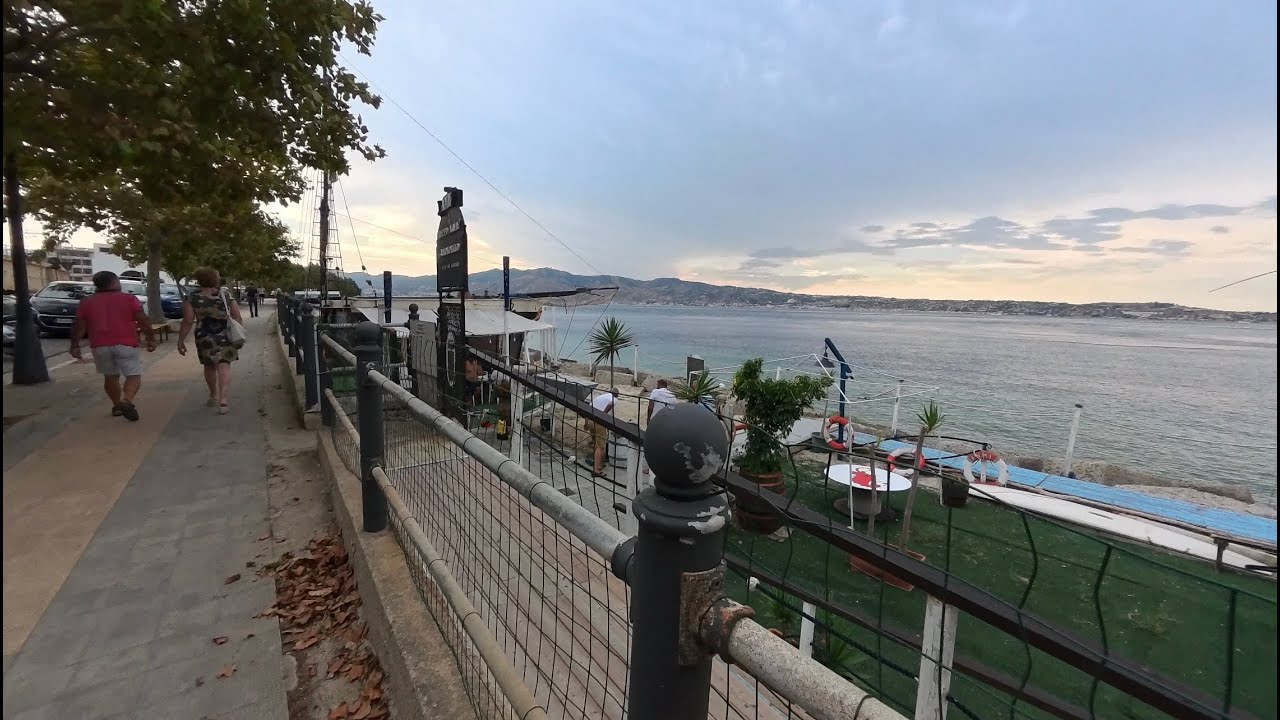 Villa San Giovanni Afternoon Walk: A Stroll by the Strait