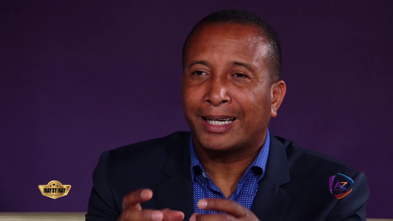 AZ RADIO TELEVISION Live