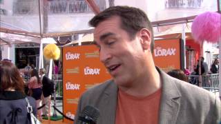 Rob Riggle At The Lorax Premiere  Red Carpet Interview  Celebscom