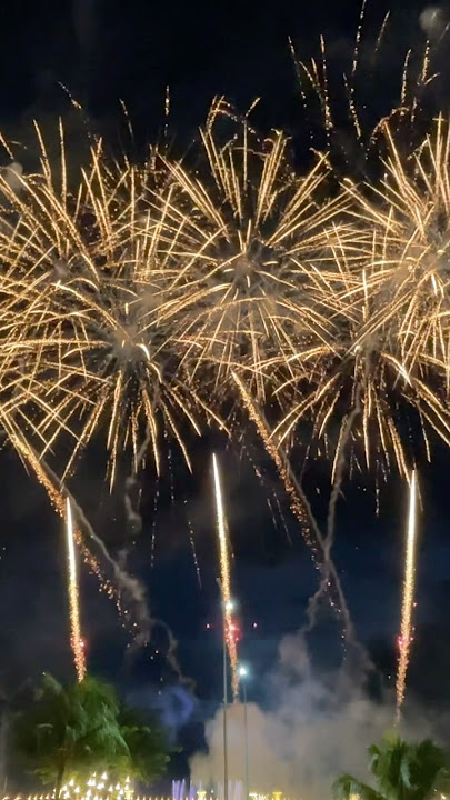 ⁠@BTS - Magic Shop Fireworks Display @ SM Mall of Asia
