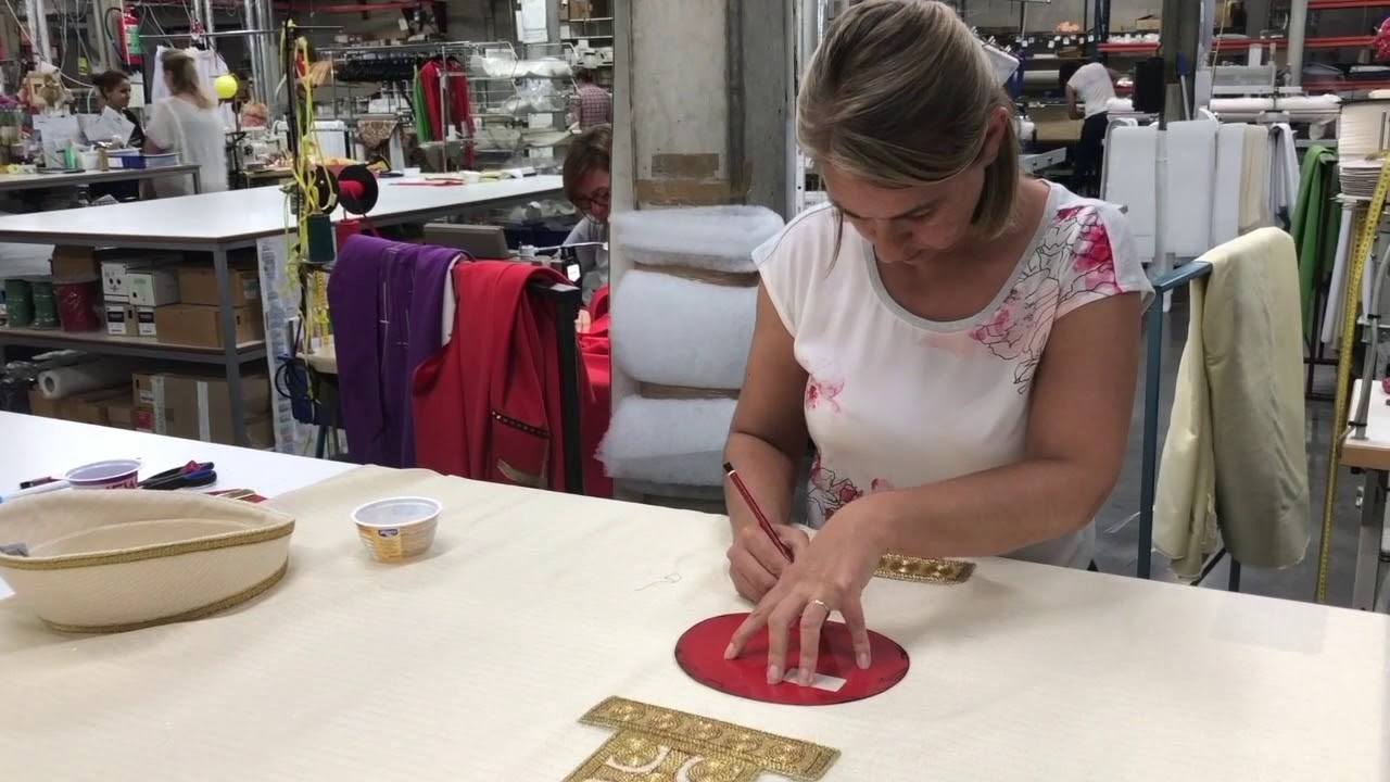 Production video of chasuble 3569; Slabbinck, Brugge, Belgium.