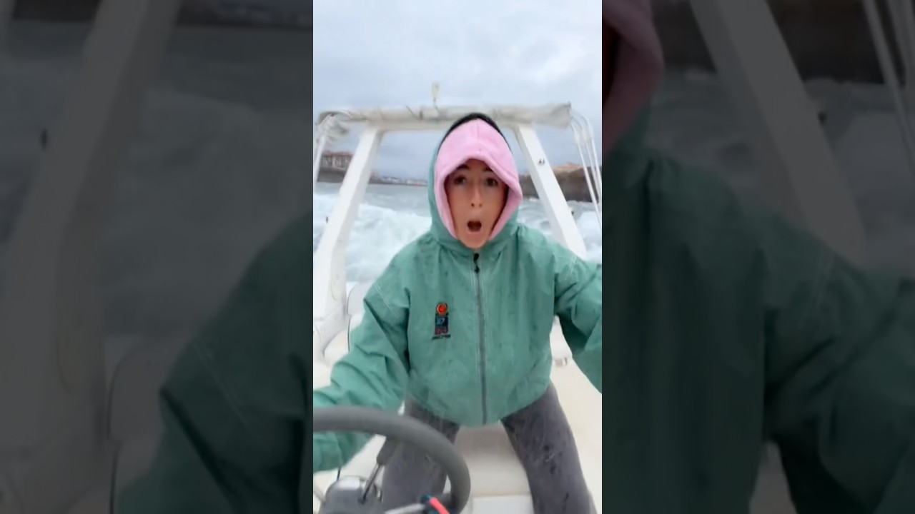 Bien agité la sortie du port 😂