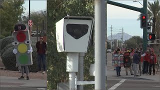 Some Phoenix residents want City Council to bring back red-light cameras
