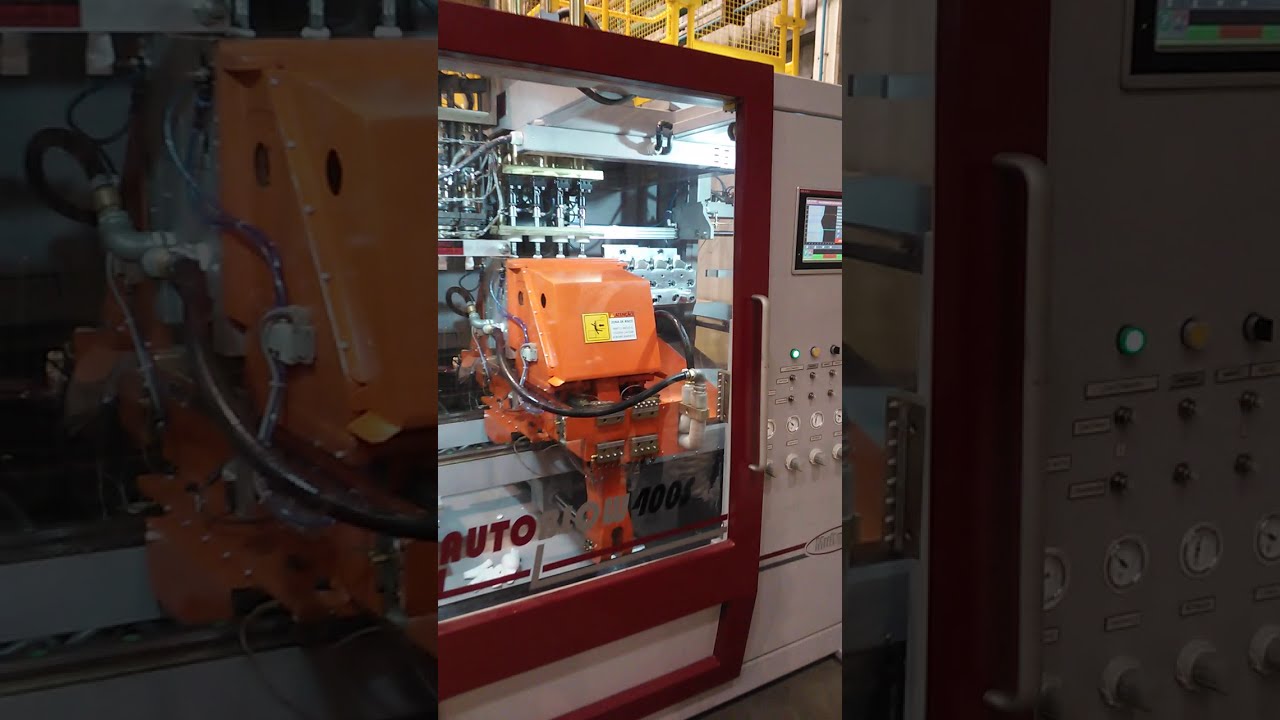 AB400 S - Hydraulic Blown Moulding Machine - Multipack Plas