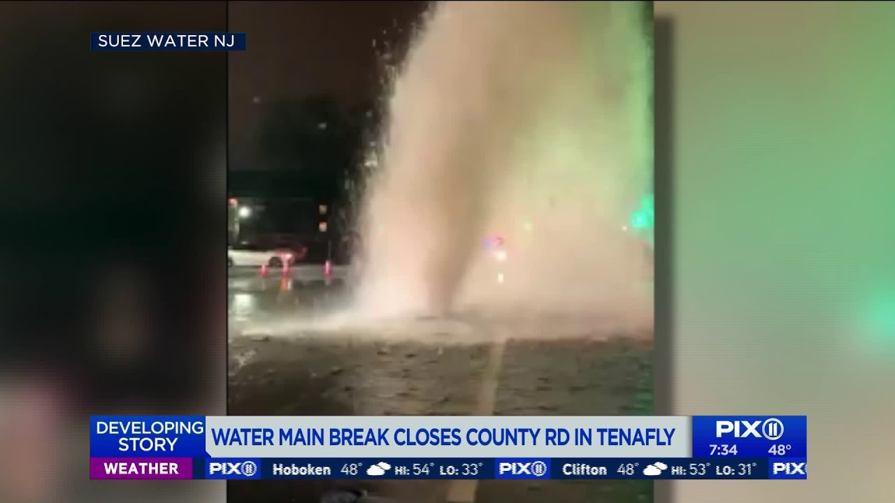 Water main break sends geyser of water shooting into NJ street - YouTube
