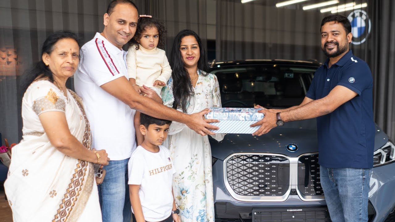 Congratulations to Mrs. Divya Vinod and family on driving home the Electrifying BMW iX1