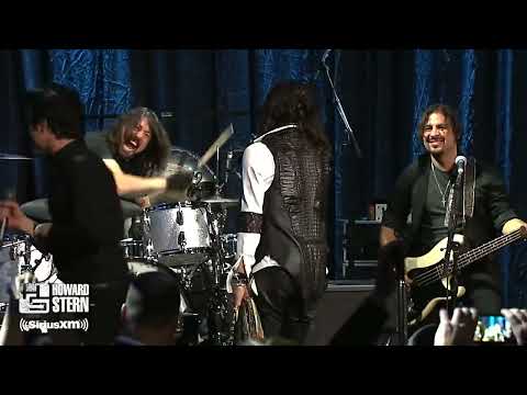 Steven Tyler Slash Dave Grohl Train Walk This Way Live 2014 