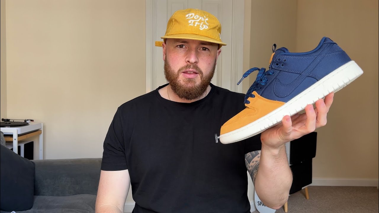 Underrated GR!? Nike SB dunk ‘90s Backpack’ midnight Navy/Desert Ochre-  Review + lace swaps 🎒