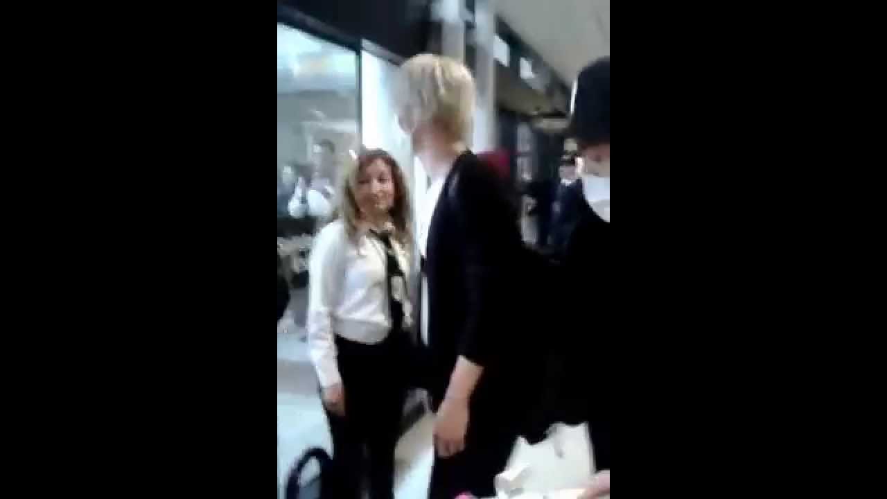 One Ok Rock Chile Airport 14 Youtube One Ok Rock Chile Airport 14 Youtube