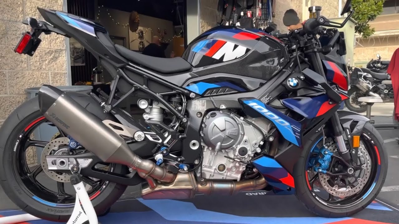 New BMW M 1000 R  A Nakedbike With Aero Wings