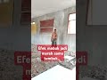 Egekabuk jadi marah sama tembok.