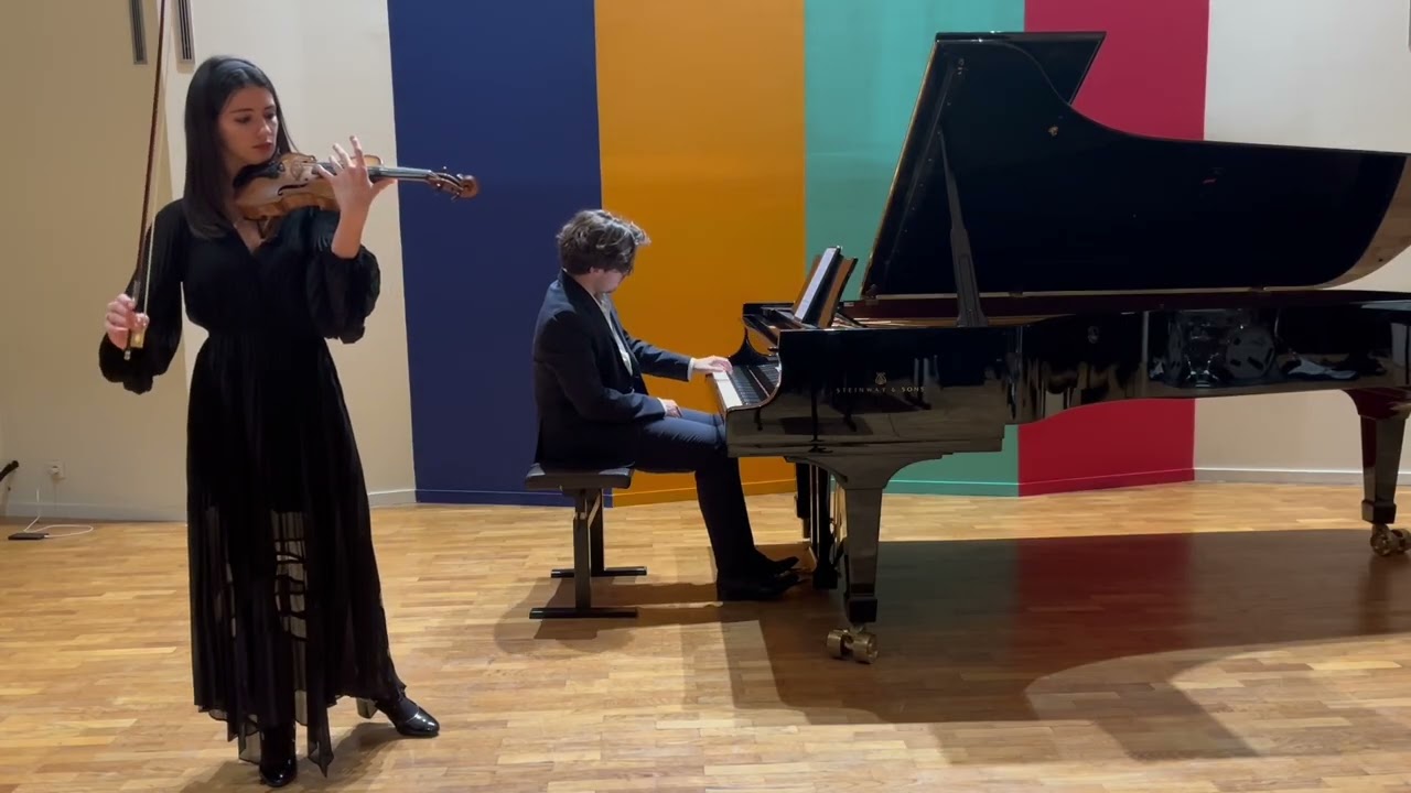 Chloé Roussev - Carmen Fantasy, Jeno Hubay