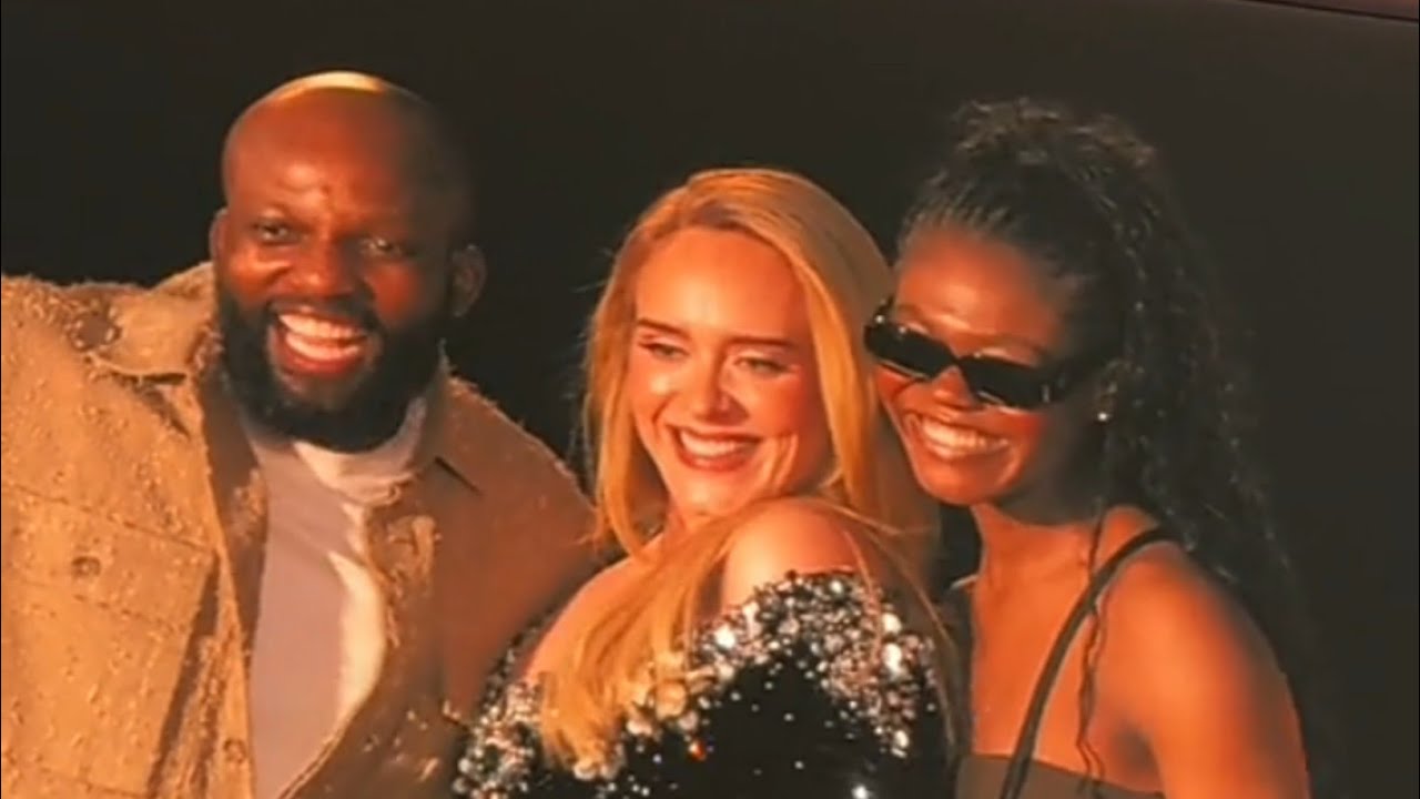 FUN MOMENT 😍 WHEN ADELE BROUGHT SOME FANS FROM SOUTH AFRICA ON STAGE ...