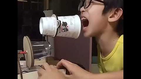 Kid creates cool homemade voice recorder science project