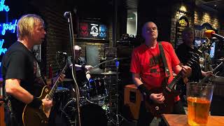 Watch Adrenalin Od World War Iv video