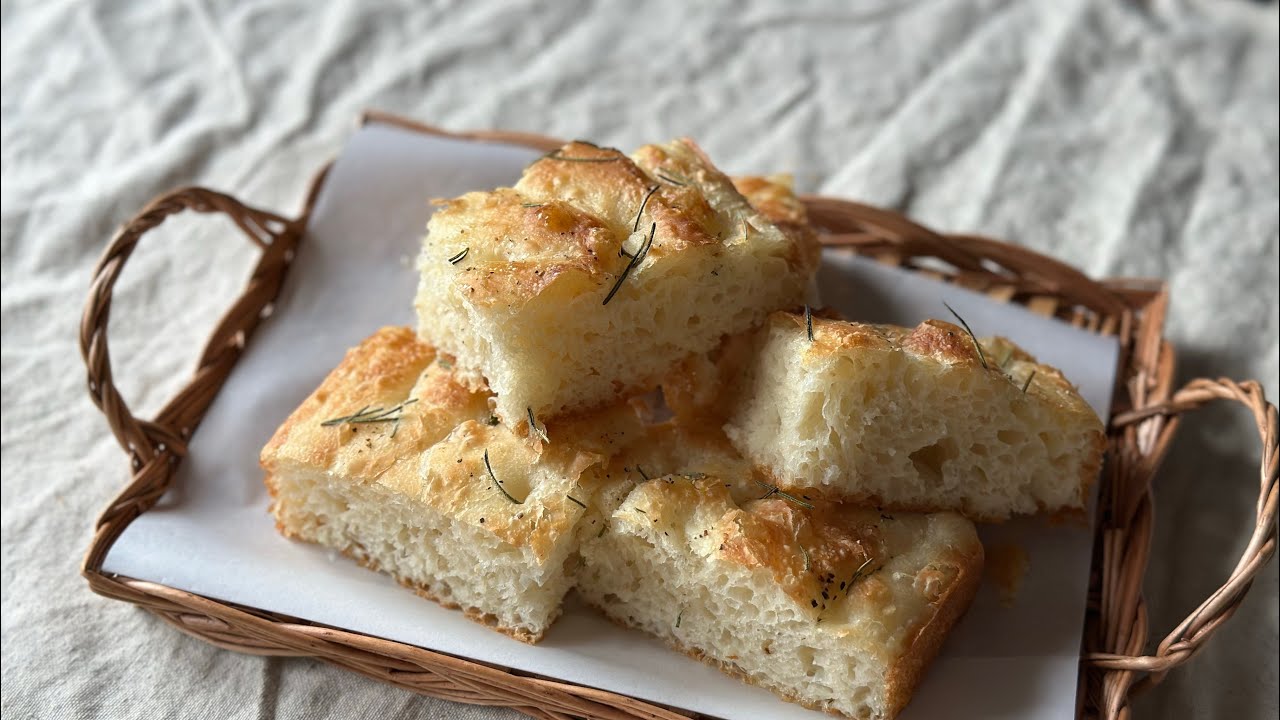 加水率100%！ふかふかもちもちフォカッチャ - YouTube