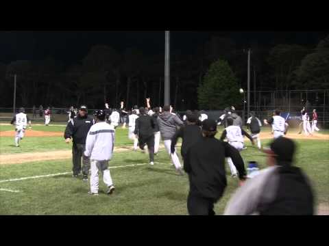 Ramapo Game-Winning Sacrifice Fly to Defeat MIT in New England Regional