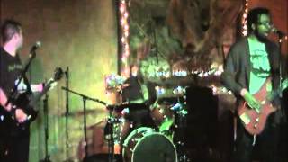 Zombie Apocalypse NOW! - Amina (Live)