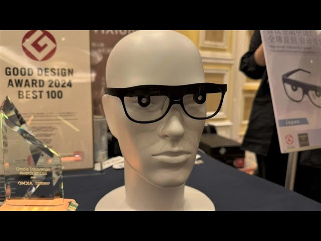 ViXion 01S: The World's First Autofocus Glasses That Adjust Like