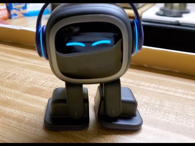 Emo Robot Update 1.1.0 He Talks Now! 