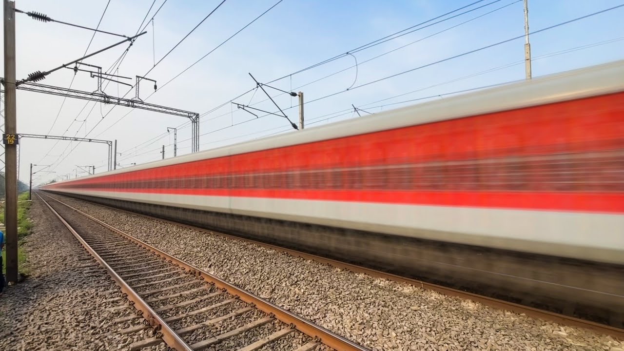🔥Rajdhani+Double Deckar+Humsafar+Duronto back to back 130 Kmph train of ER, WR, SR, NCR and NR