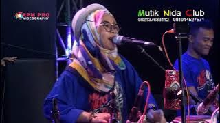 KANGEN SUARANE (KEMBANGE ATI KARYA CAK PERCIL) MUTIK NIDA NGENDANG SAMBIL NYANYI LIVE PEMALANG