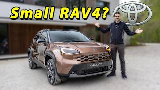 Why is it a bestseller? 2027 Toyota Yaris Cross facelift Lounge vs GR Sport first tour! screenshot 3