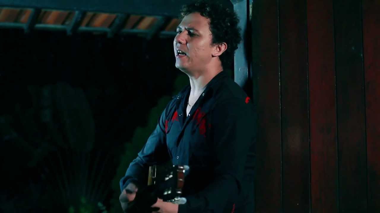 Banda Encantu´s - Lua (Clipe Oficial) auf YouTube ansehen Banda Encantu´s - Lua (Clipe Oficial) auf YouTube ansehen