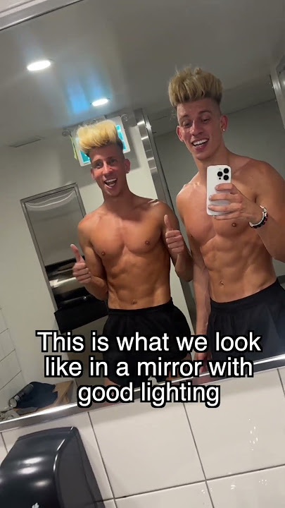 Lighting hack core! Da Vinnki Twins Tiktok