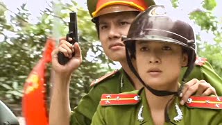 Download Lagu Hình sự NỔ SÚNG truy đuổi tên tội phạm TRÊU NGƯƠI ngay trước đồn CẢNH SÁT | Phim Hình Sự 2026 MP3