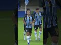 🤪🐳MARTIN BRAITHWAITE ABRE O PLACAR COM ESTILO PELO #GRÊMIO! #SUDAMERICANA