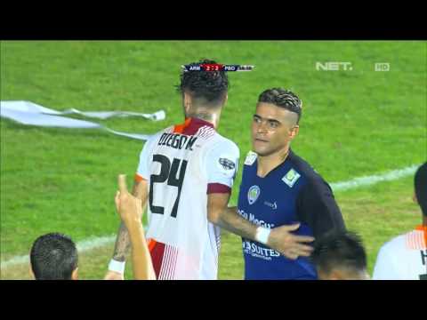 8 Besar: Arema Cronus vs Pusamania Borneo FC 2-2* (5-4) - Match Highlights